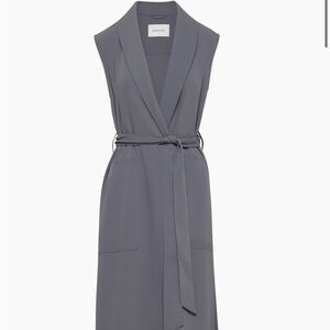 Aritzia Babaton Kahlo Sleeveless Robe in Vintage Navy